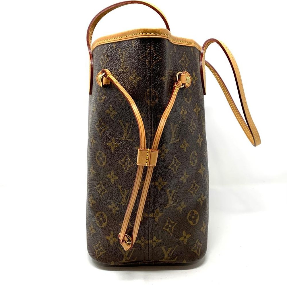 Louis Vuitton Monogram Neverfull MM Tote Bag - Picture 4 of 13